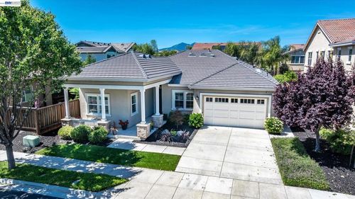 101 Gridley Ct, Brentwood, CA, 94513 | Card Image