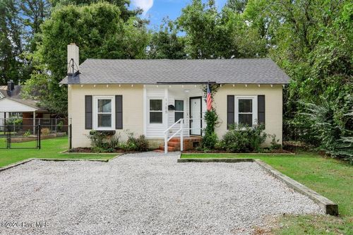 1105 Adams St N, Wilson, NC, 27893-2570 | Card Image