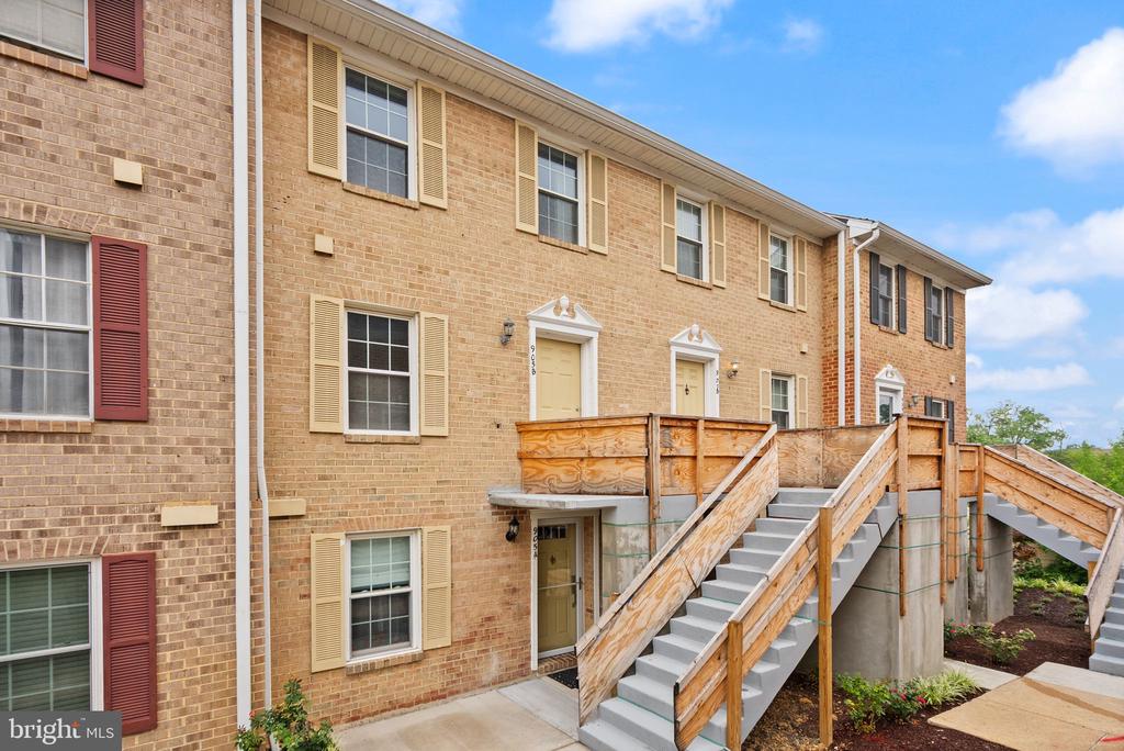 Residential in ARLINGTON