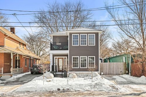 1457 W 52nd St, Cleveland, OH, 44102-3315 | Card Image