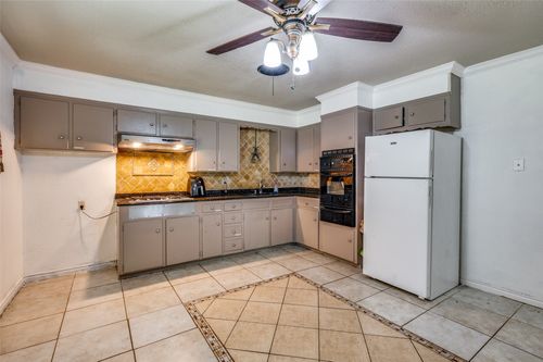 4744 Richard St, Forest Hill, TX, 76119-7535 | Card Image