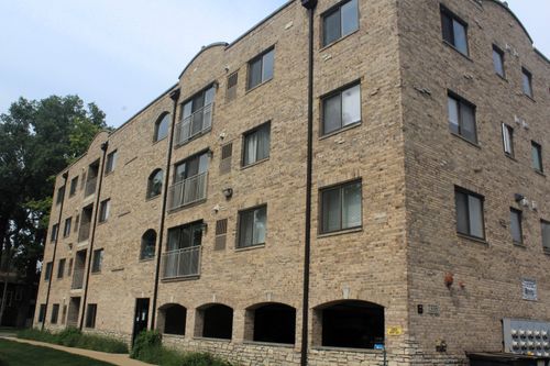 apt-4f-7335 Oakwood Ave, Lyons, IL, 60534-2223 | Card Image