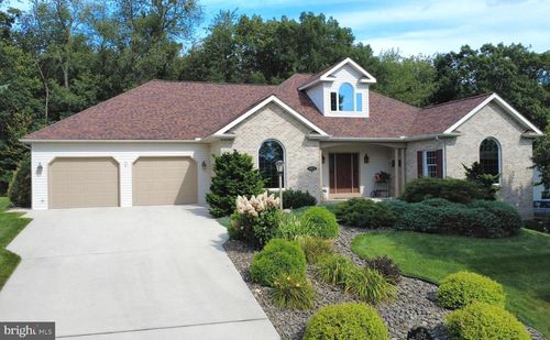 6923 Saint Annes Dr, FAYETTEVILLE, PA, 17222-9440 | Card Image