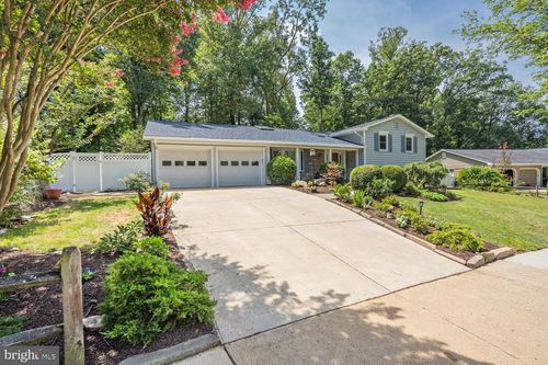 2615 E Meredith Dr, VIENNA, VA, 22181-4040 | Card Image