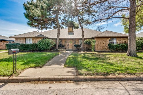 4302 Kingswick Dr, Arlington, TX, 76016-2343 | Card Image
