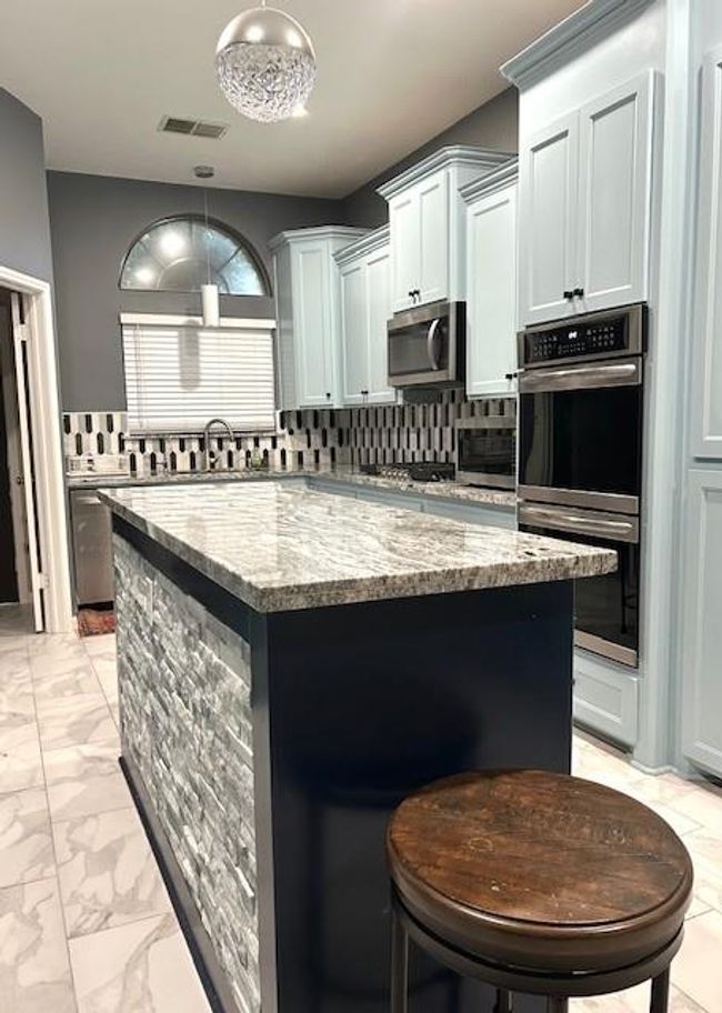 11403 High Bridge Ct, House other with 4 bedrooms, 2 bathrooms and 2 parking in Houston TX | Image 4