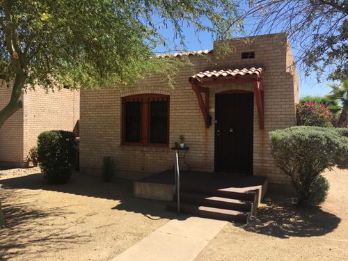 2201 N Edgemere St, Phoenix, AZ, 85006-1707 | Card Image