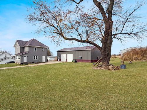 2916 Pleasant St, Freeport, IL, 61032-8462 | Card Image