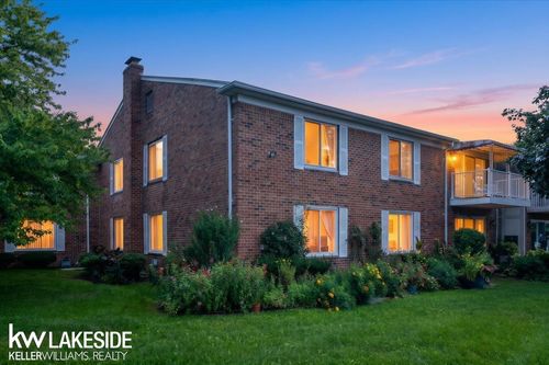 42221 Toddmark Ln, Clinton Township, MI, 48038-6808 | Card Image