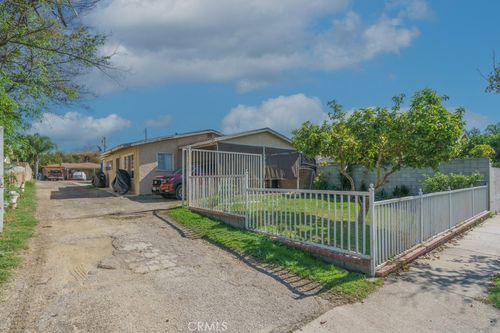 11916 Carmenita Rd, Whittier, CA, 90605-3913 | Card Image