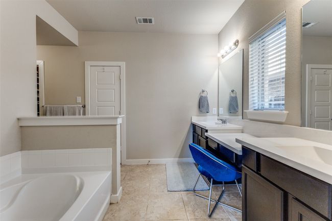 1269 Meridian Dr, House other with 5 bedrooms, 3 bathrooms and null parking in Forney TX | Image 13