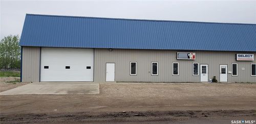 a-1009 6th St, Estevan, SK, S4A1A5 | Card Image