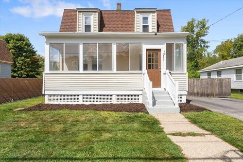 265 Pleasant St, Ashland, MA, 01721-1195 | Card Image