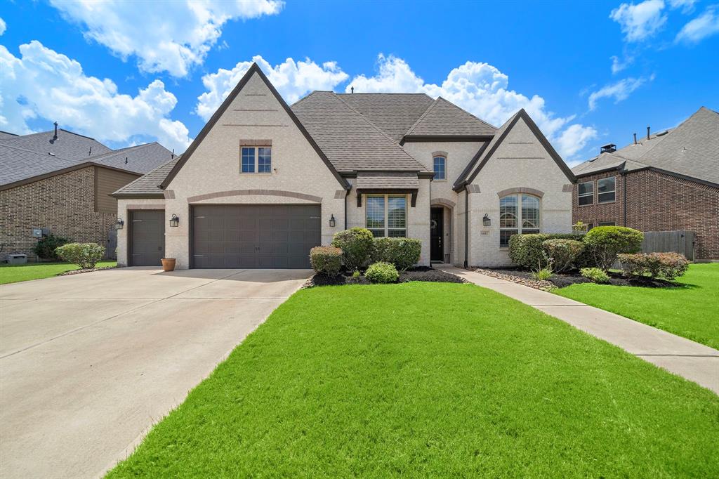 Nicholas Trl, Sugar Land, TX 77479