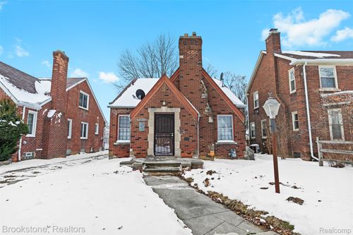 16167 Gilchrist St, Detroit, MI, 48235-3446 | Card Image