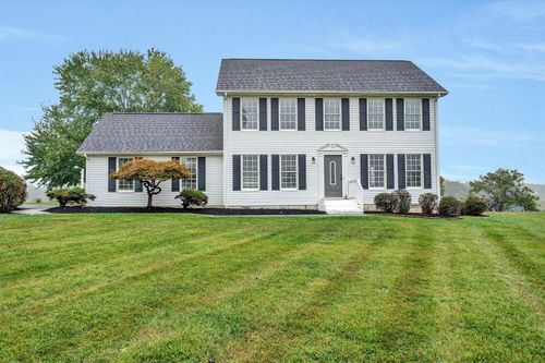 1420 Mill Iron Rd, Goodview, VA, 24095-2940 | Card Image