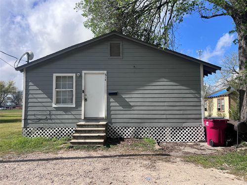 814 Sun St, Boling, TX, 77420-6404 | Card Image