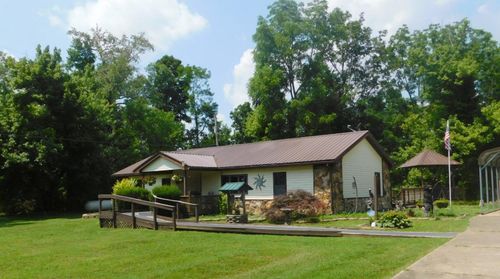 18369 Wade Hill Rd, Patriot, IN, 47038-9292 | Card Image