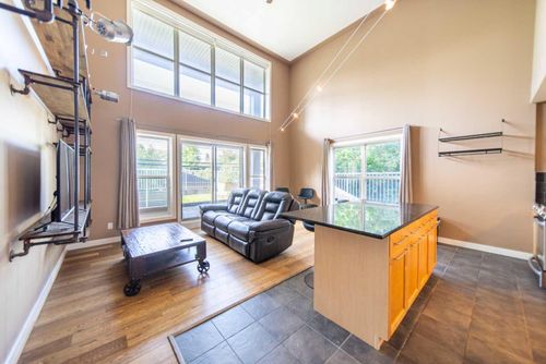 102-1505 27 Avenue Sw, Calgary, AB, T2T1G5 | Card Image