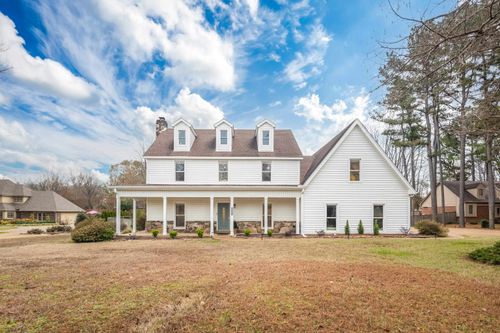 3056 Country Place Dr W, Collierville, TN, 38017-8909 | Card Image