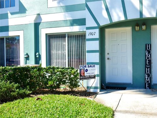 1907 Fluorshire Dr, BRANDON, FL, 33511-1310 | Card Image