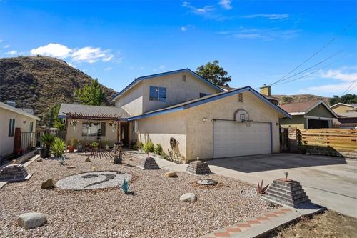 30602 San Martinez Rd, Val Verde, CA, 91384-2471 | Card Image