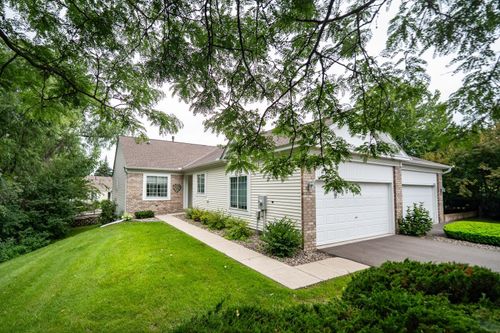18523 Orchard Trl, Lakeville, MN, 55044-6621 | Card Image