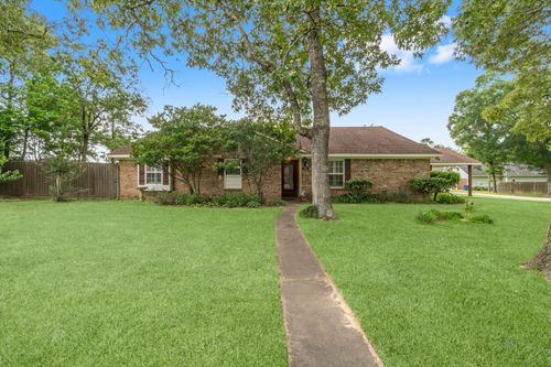 303 Greenwood Dr, Livingston, TX, 77351-8316 | Card Image