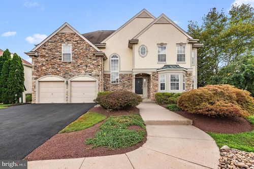 1302 Tarpan Cir, NEW HOPE, PA, 18938-5813 | Card Image