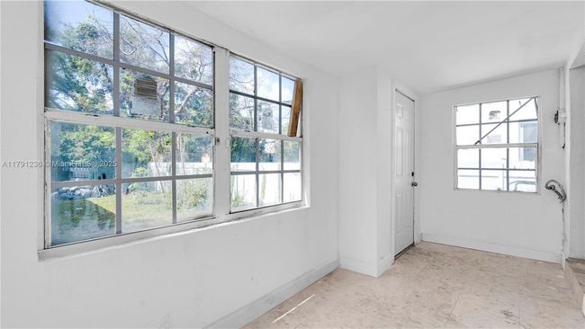 724 Nw 77 Th St, Home with 0 bedrooms, 0 bathrooms and 5 parking in Miami FL | Image 19
