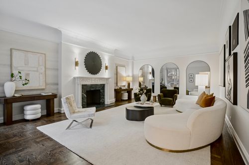3c-180 W 58th St, New York, NY, 10019-2145 | Card Image