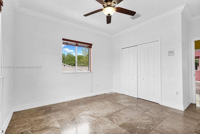 16732 Nw 89 Th Pl, House other with 4 bedrooms, 3 bathrooms and null parking in Miami Lakes FL | Image 54