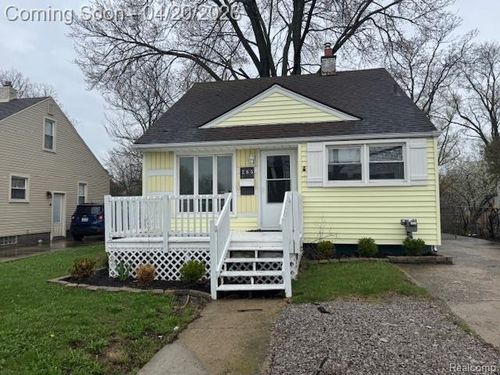 285 Maple Rd, Clawson, MI, 48017-1182 | Card Image