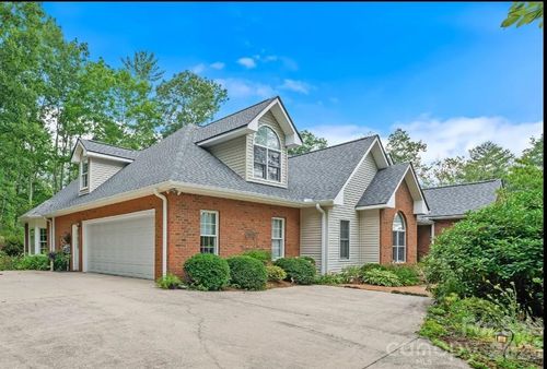 21 Four Oaks Dr, Arden, NC, 28704-9548 | Card Image
