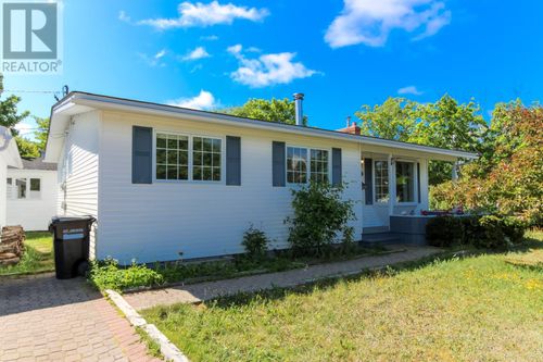 4 O'Regan Rd, Saint Johns, NL, A1A2J8 | Card Image