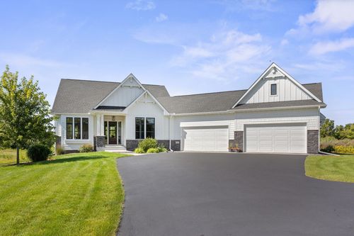 3091 86th St Se, Delano, MN, 55328-7700 | Card Image