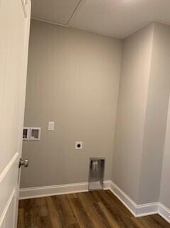laundry room | Image 9