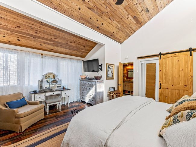 UNIT-10 - 80 Toxaway Shrs, Condo with 2 bedrooms, 3 bathrooms and null parking in Lake Toxaway NC | Image 20
