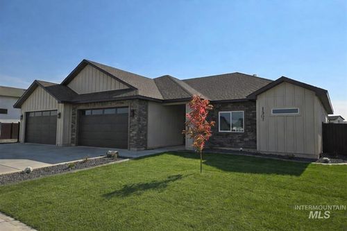 1557 Tule Dr, Twin Falls, ID, 83301-3747 | Card Image