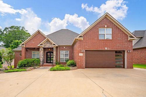 168 Blackburn Dr, Little Rock, AR, 72211-2167 | Card Image