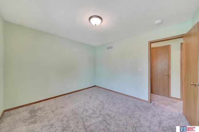 1105 Surfside Dr, House other with 4 bedrooms, 3 bathrooms and 2 parking in Lincoln NE | Image 15