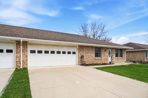 4890 W Brannan Drive, Springfield, OH, 45502 | Card Image