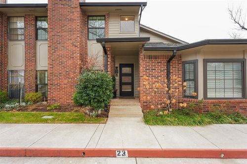 23-6204 Waterford Boulevard, Oklahoma City, OK, 73118 | Card Image