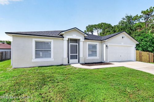 711 Avalon St Se, PALM BAY, FL, 32909-4944 | Card Image