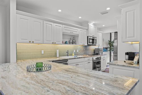 apt-c204-13254 Polo Club Rd, Wellington, FL, 33414-3201 | Card Image