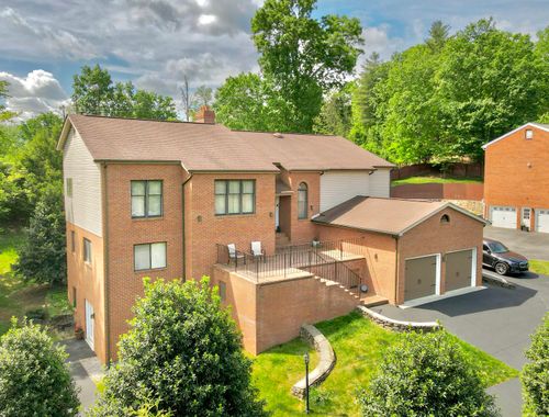 168 Bogey Ln, Salem, VA, 24153-6852 | Card Image
