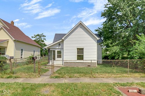 2400 Walnut St, Anderson, IN, 46016-5366 | Card Image