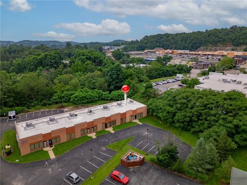 2855 Oxford Blvd, Allison Park, PA, 15101-2452 | Card Image