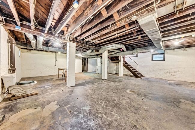 328 E Moody Ave, House other with 3 bedrooms, 2 bathrooms and null parking in New Castle PA | Image 42