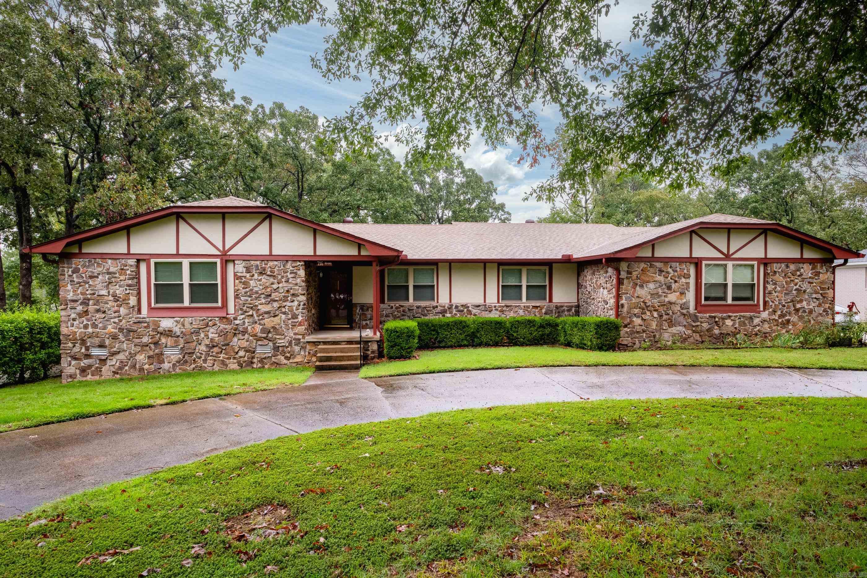 Adams Dr, Jacksonville, AR 72076